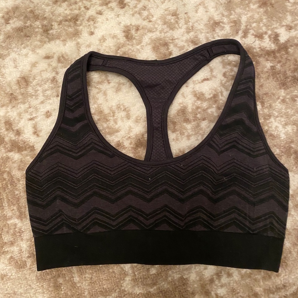 Lululemon Seamless Racerback sports bra